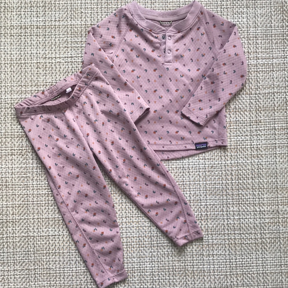 Patagonia Base Layer Set (size 12-18m)